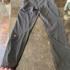 Lululemon black leggings
